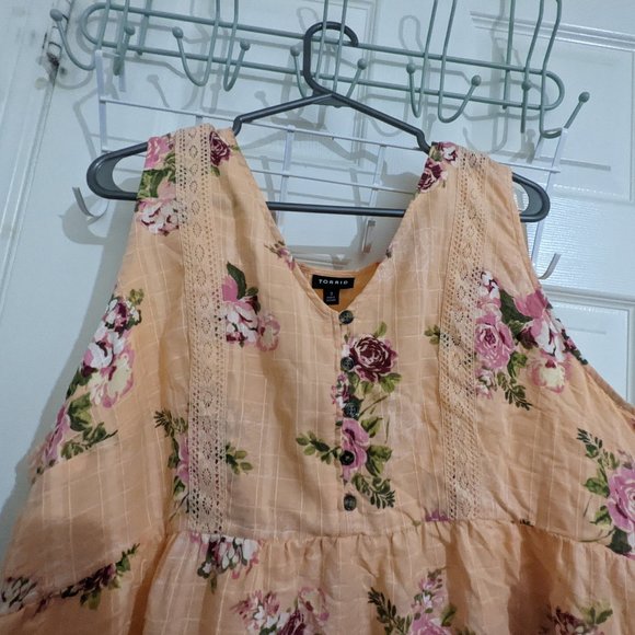 Torrid peach floral baby doll top 3/4 - Picture 2 of 8
